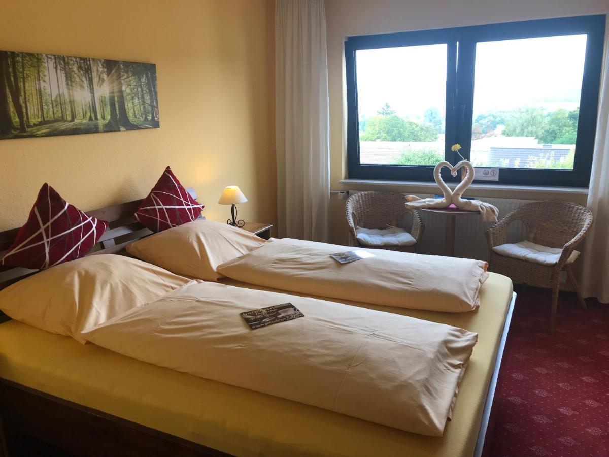 Pension & Cafe Meine Sonne Sole Mio Бад-Зоден-Аллендорф Экстерьер фото